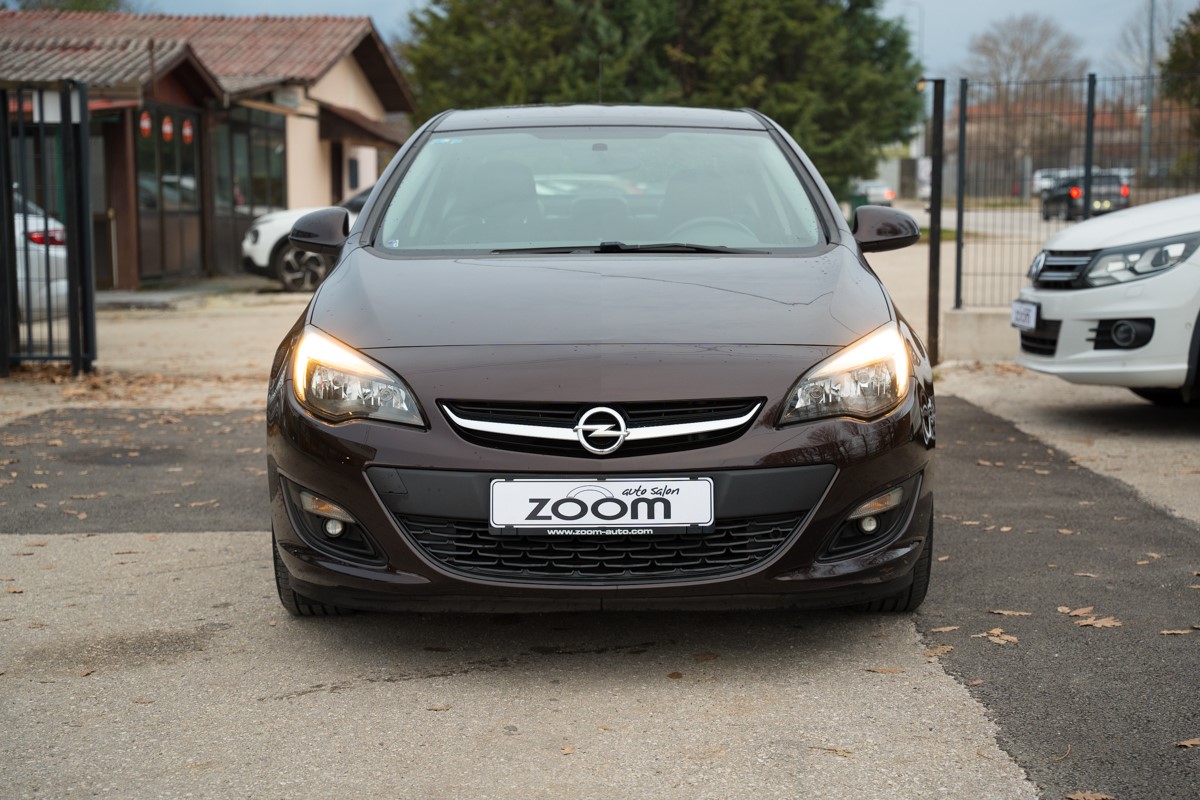 Opel Astra 1.6