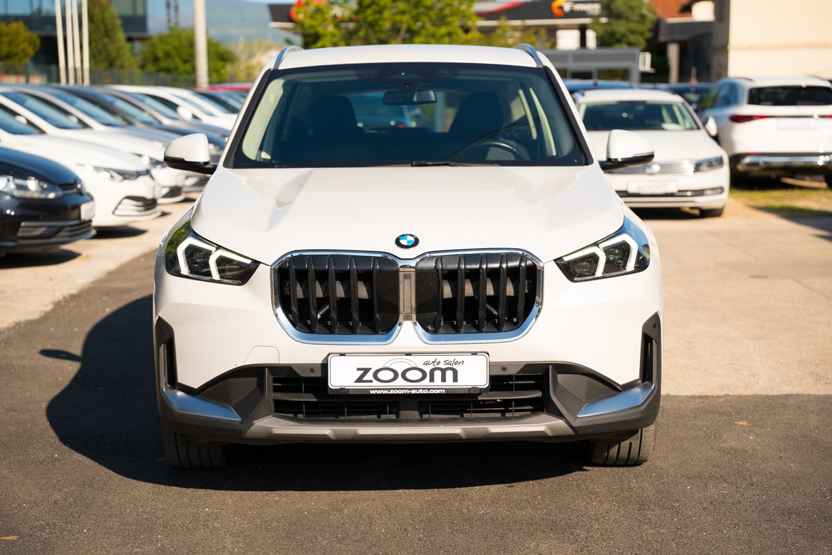 BMW
 X1 18 d sDrive