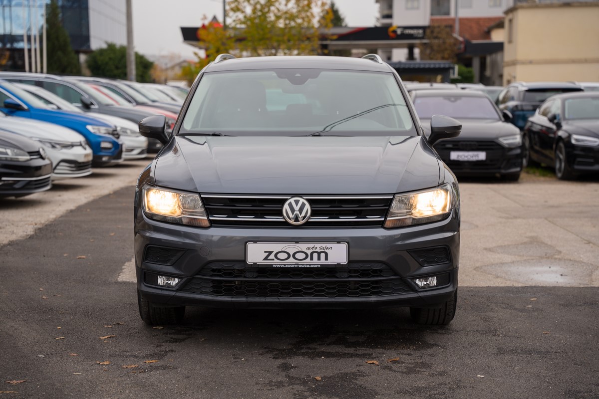 Volkswagen Tiguan
 2.0 TDI DSG 4MOTION