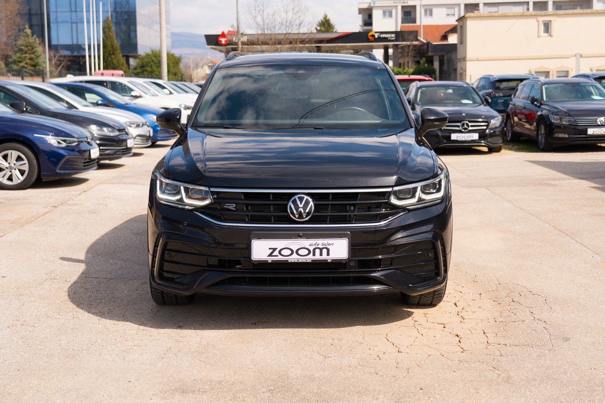 Volkswagen Tiguan
 2.0 TDI R-line
