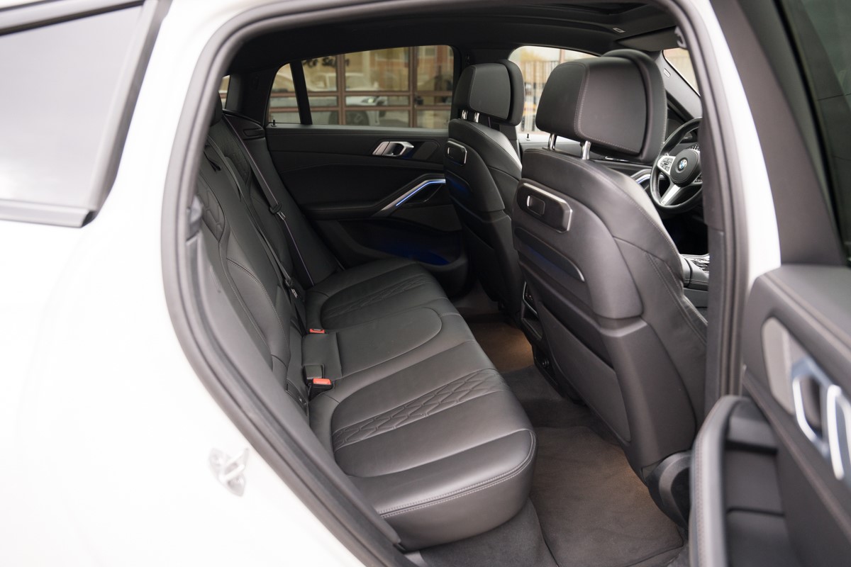 BMW
 X6
 40 D xDrive M Sport