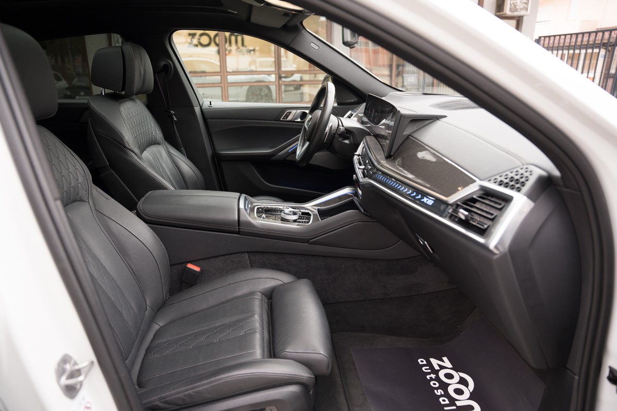 BMW
 X6
 40 D xDrive M Sport