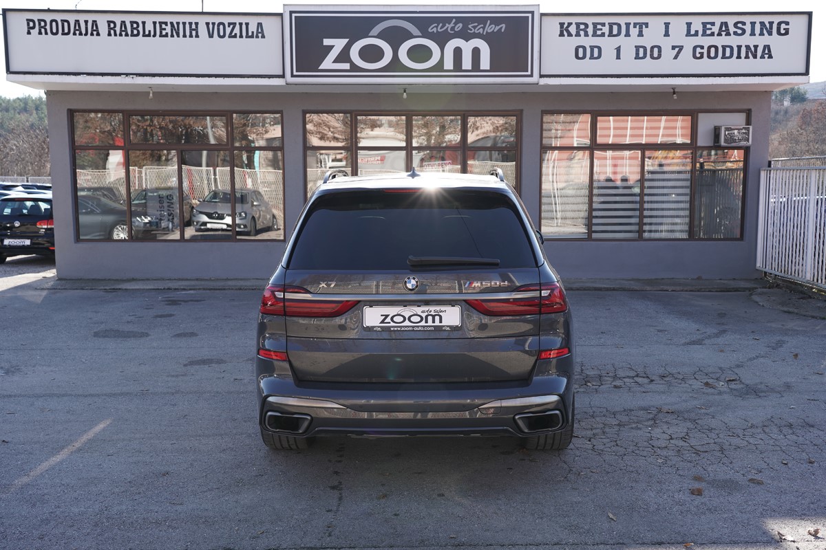 BMW
 X7 XDRIVE M50D