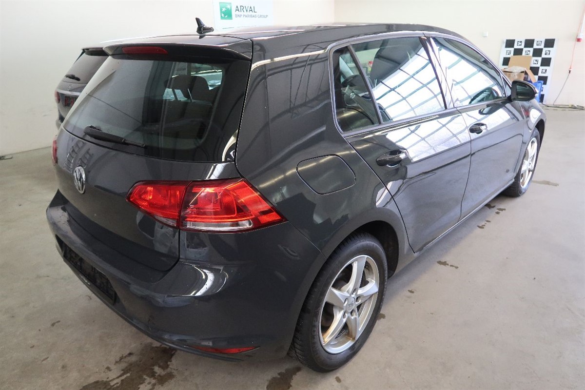 Volkswagen Golf 2.0 TDI 110KW