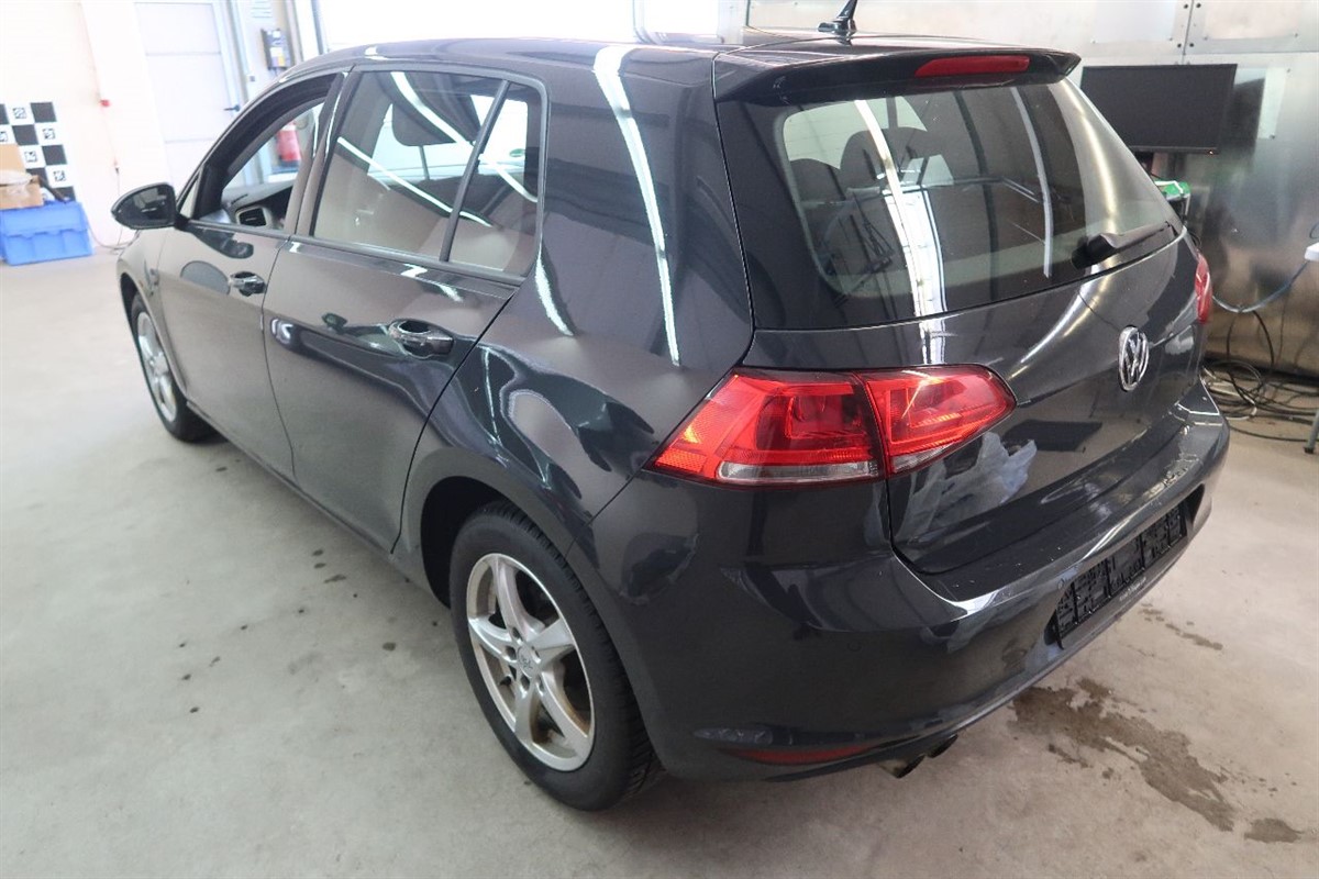 Volkswagen Golf 2.0 TDI 110KW
