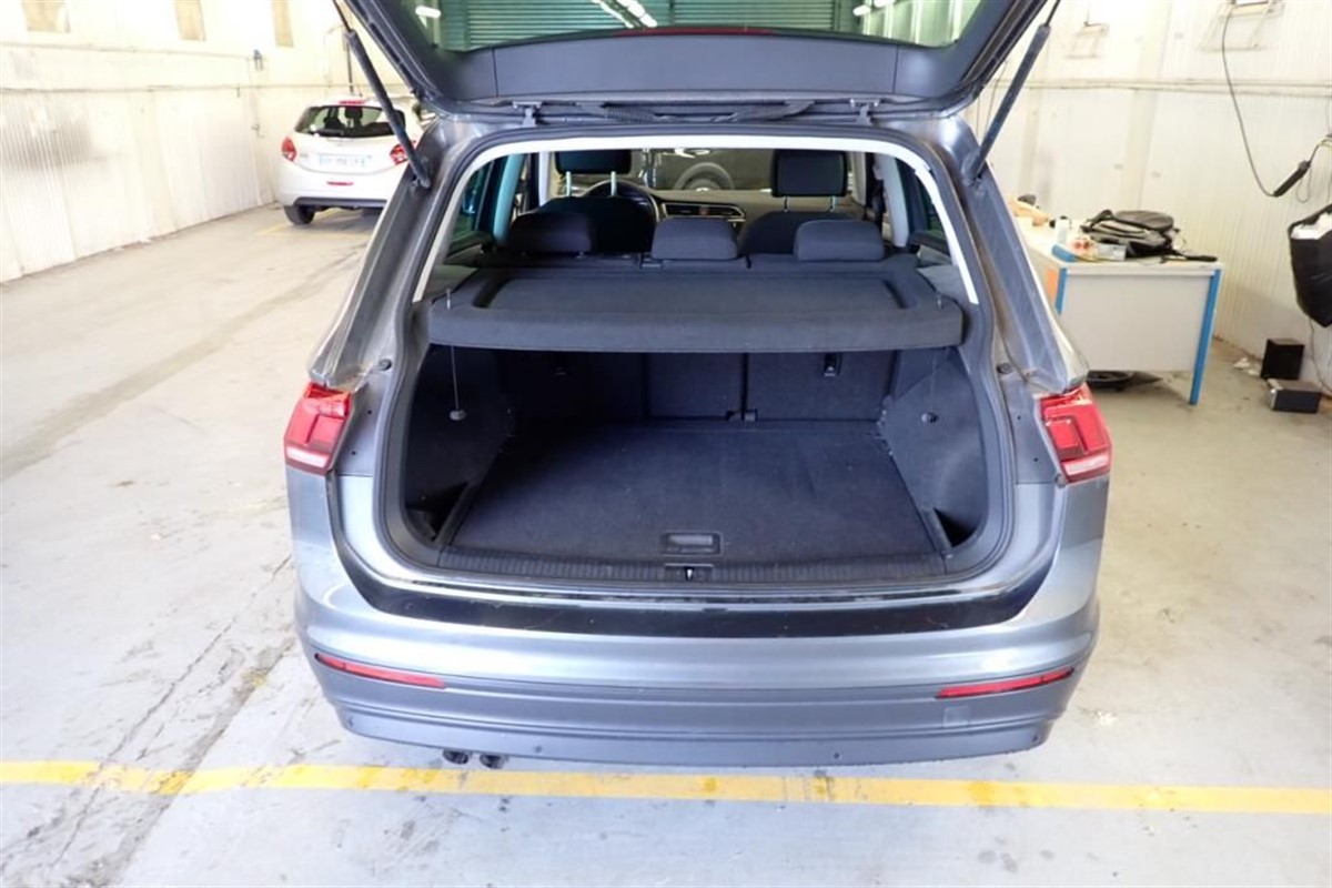 Volkswagen Tiguan
 2,0 TDI CONFORTLINE BUSINESS