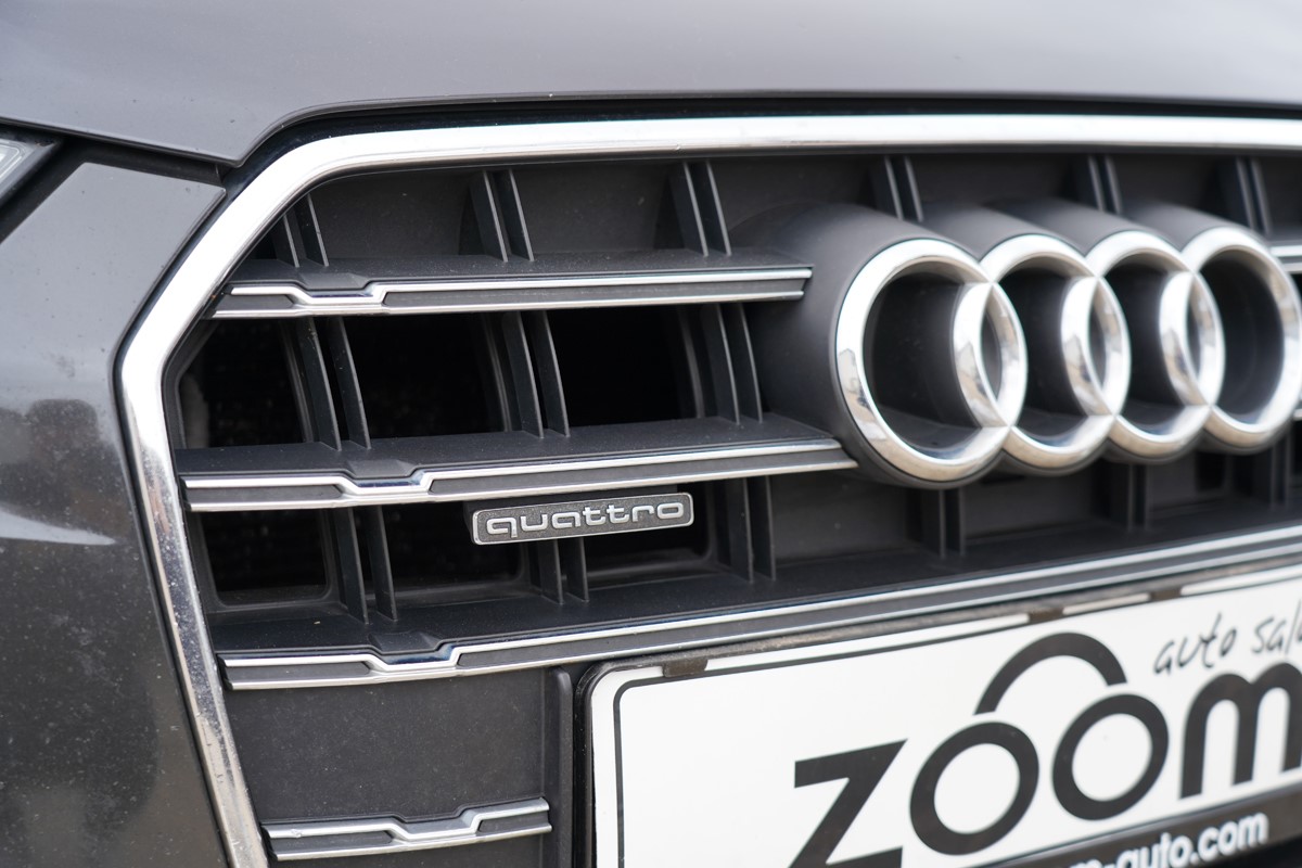 Audi A6
 3.0 TDI Quattro Tiptronic 