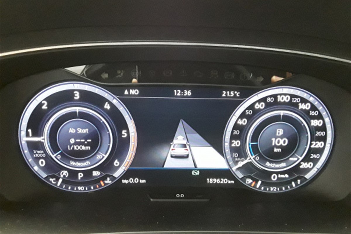 Volkswagen Tiguan
  2,0 TDI BMT 4MOTION DSG 
