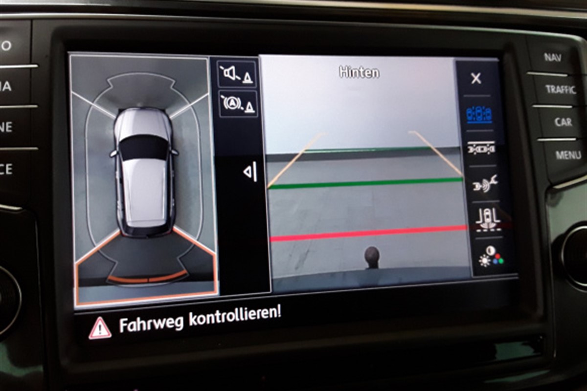 Volkswagen Tiguan
  2,0 TDI BMT 4MOTION DSG 