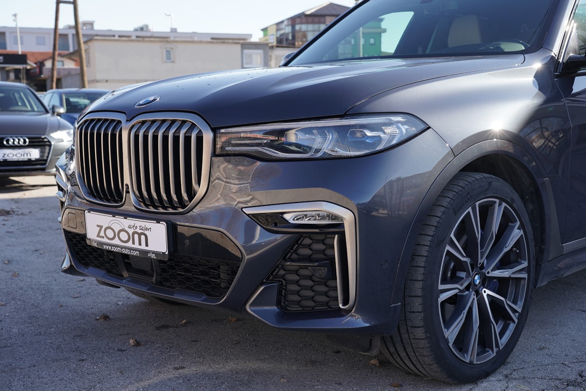 BMW
 X7 XDRIVE M50D
