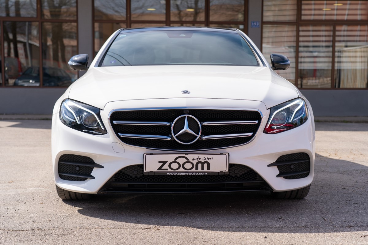 Mercedes-Benz E-Class
 E 220 D 4 MATIC