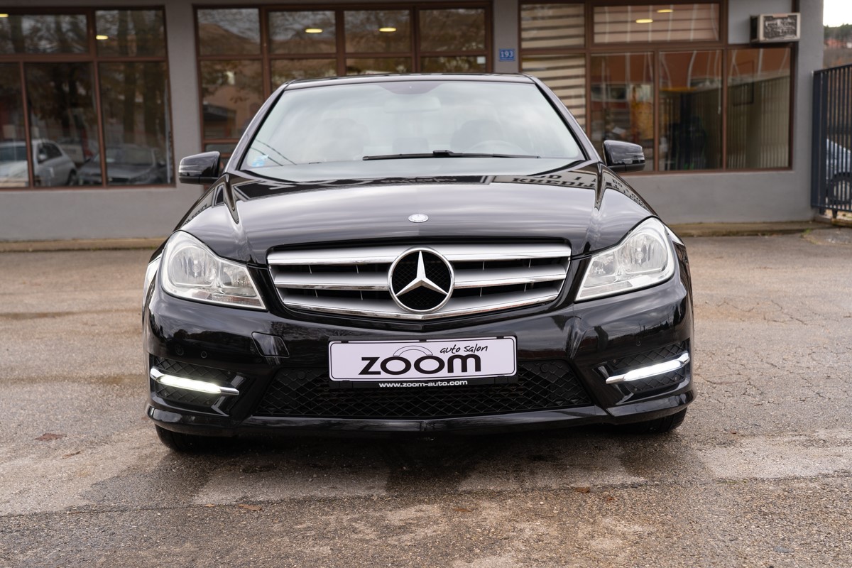 Mercedes-Benz C-Class
 C 220 CDI