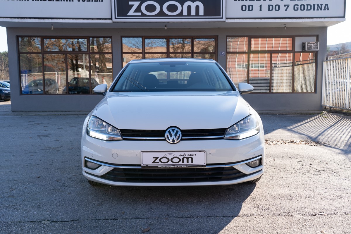 Volkswagen Golf 1.6 TDi Confortline