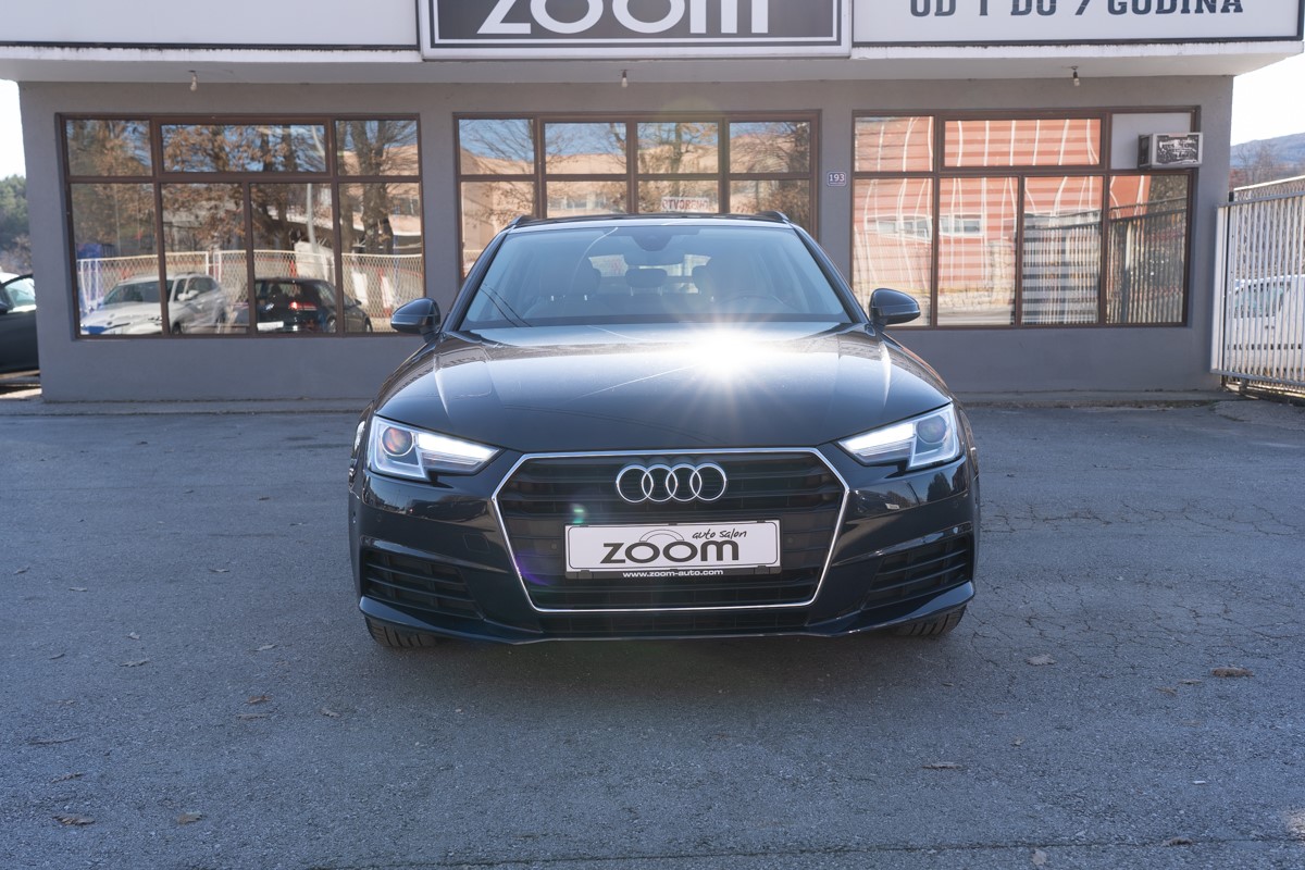 Audi A4
 2.0 TDI