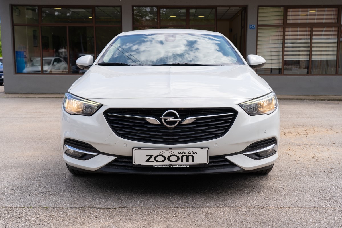 Opel Insignia 1,6 GrandSport