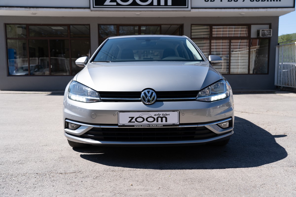 Volkswagen Golf 1,6 TDI CONFORTLINE BUSINESS