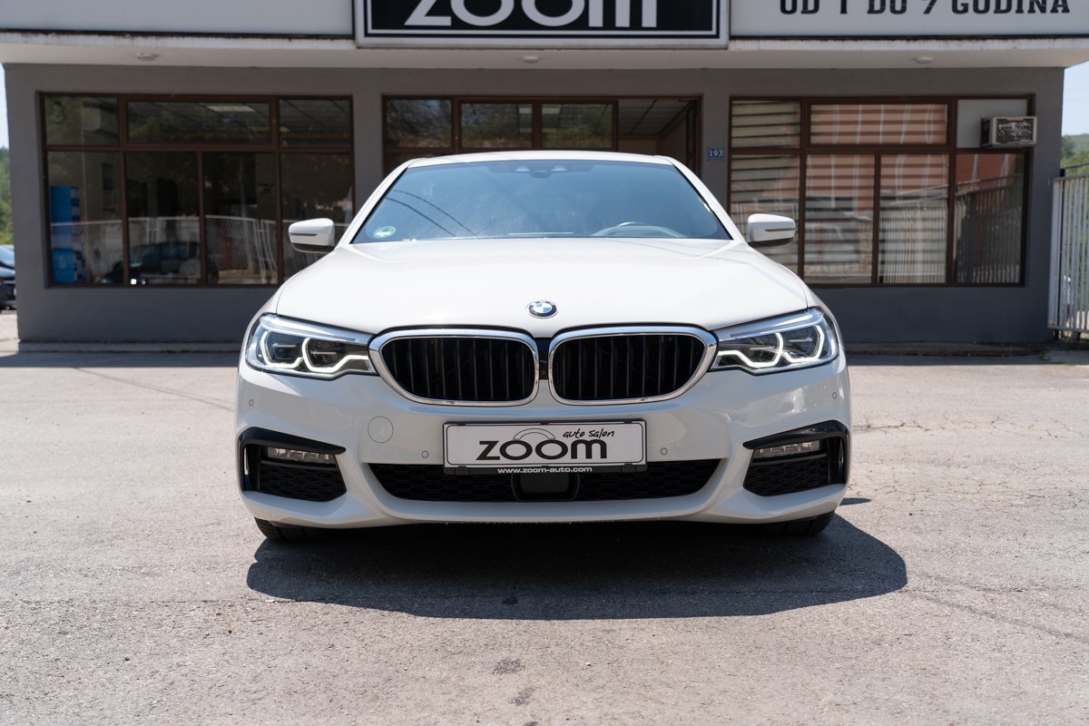 BMW
 5-Series 530 dA xDRIVE