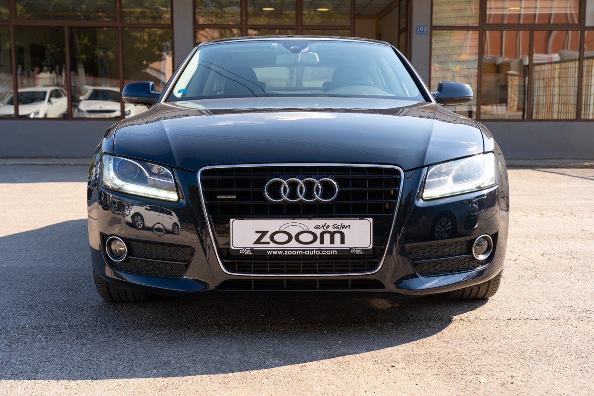 Audi A5
 3,0 TDI Quattro