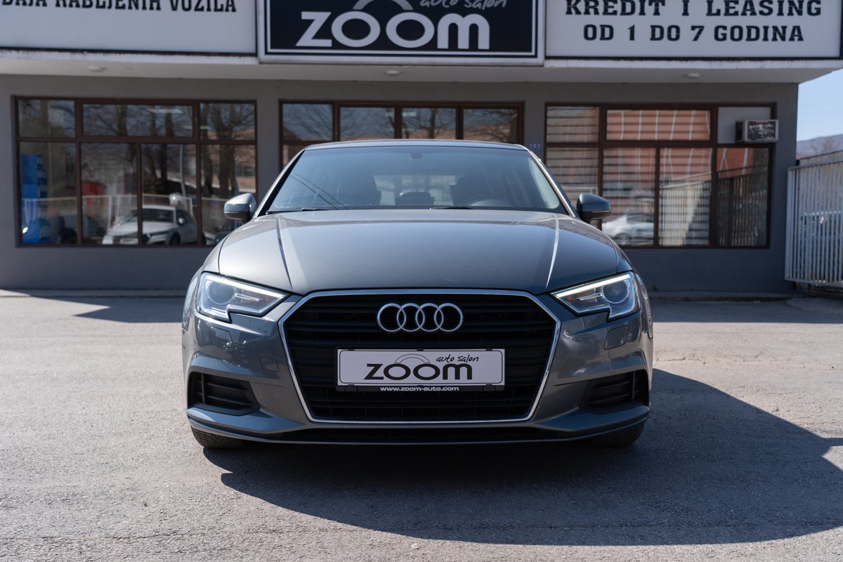 Audi A3
 Sedan 1.6 TDi