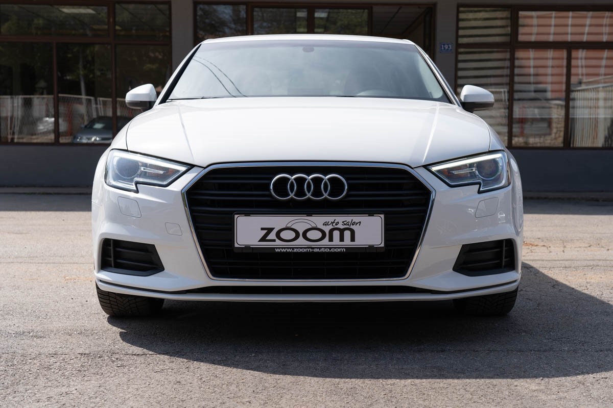 Audi A3
 1.6 TDi Business