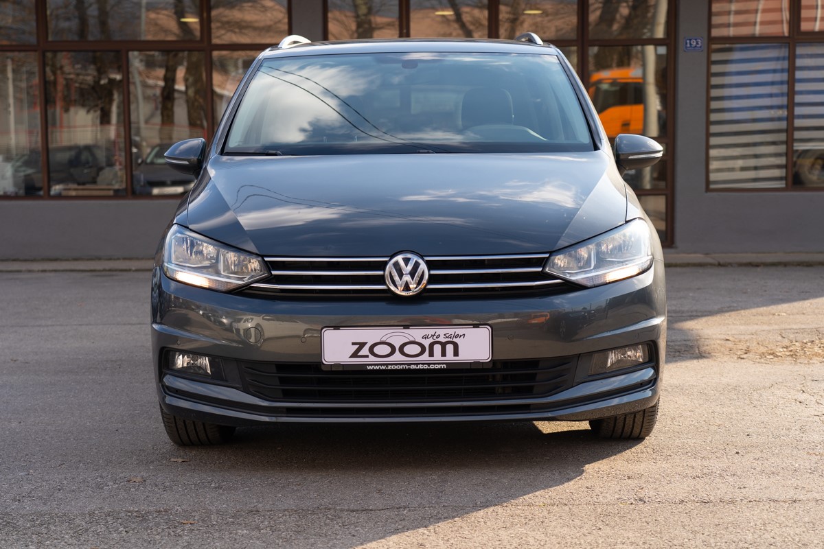 Volkswagen Touran 1,6 TDI DSG 7 sjedista