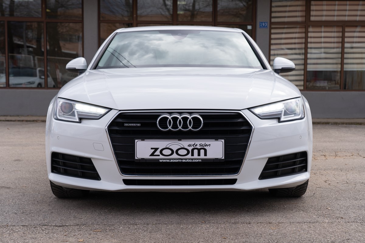 Audi A4
 2.0 TDi S-tronic Quattro Business Line