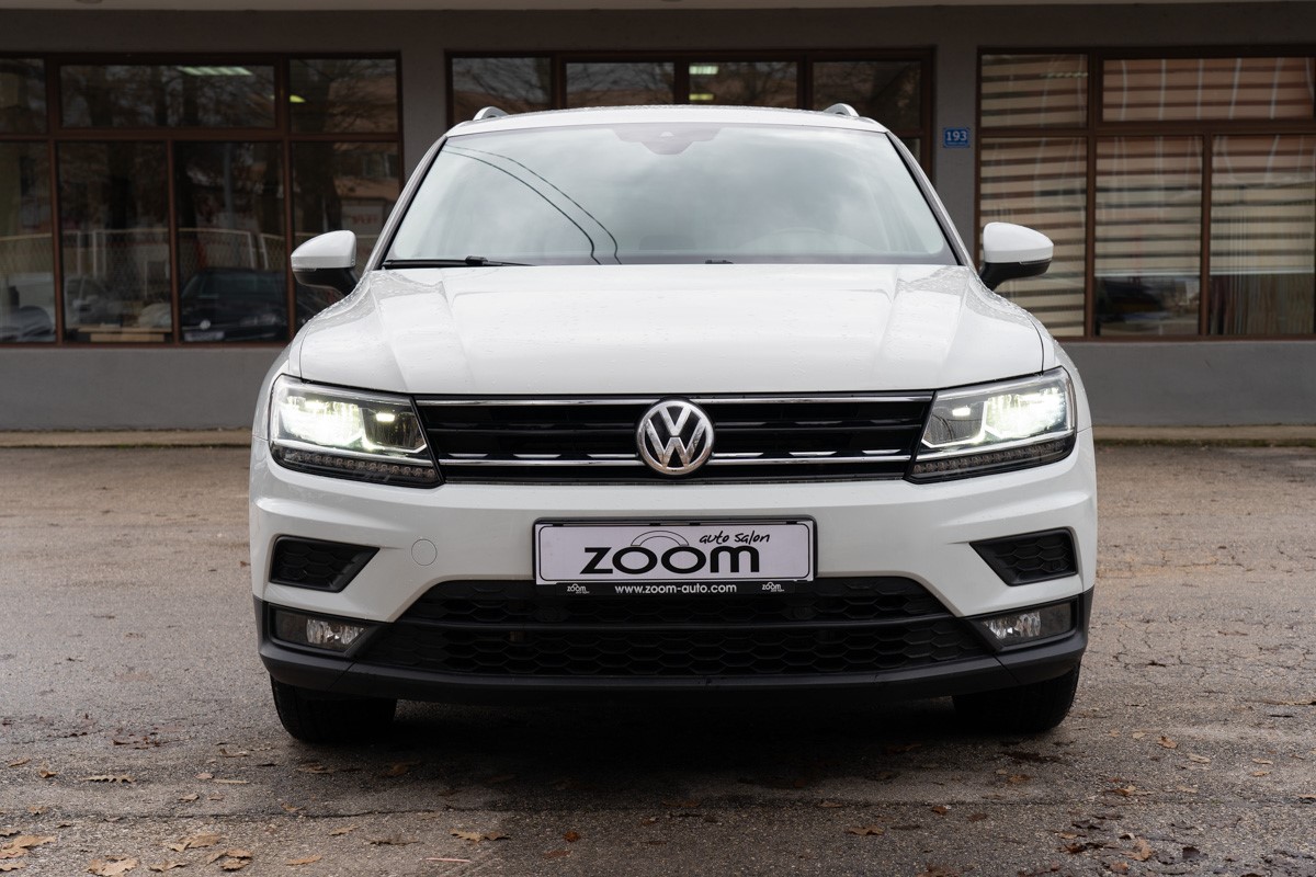 Volkswagen Tiguan
 2,0 TDI 4MOTION