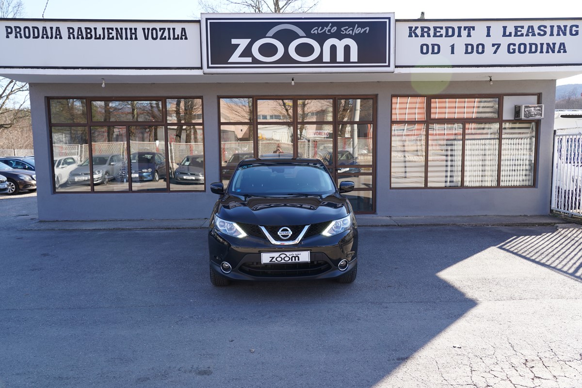 Nissan
 Qashqai 1,6 DCI