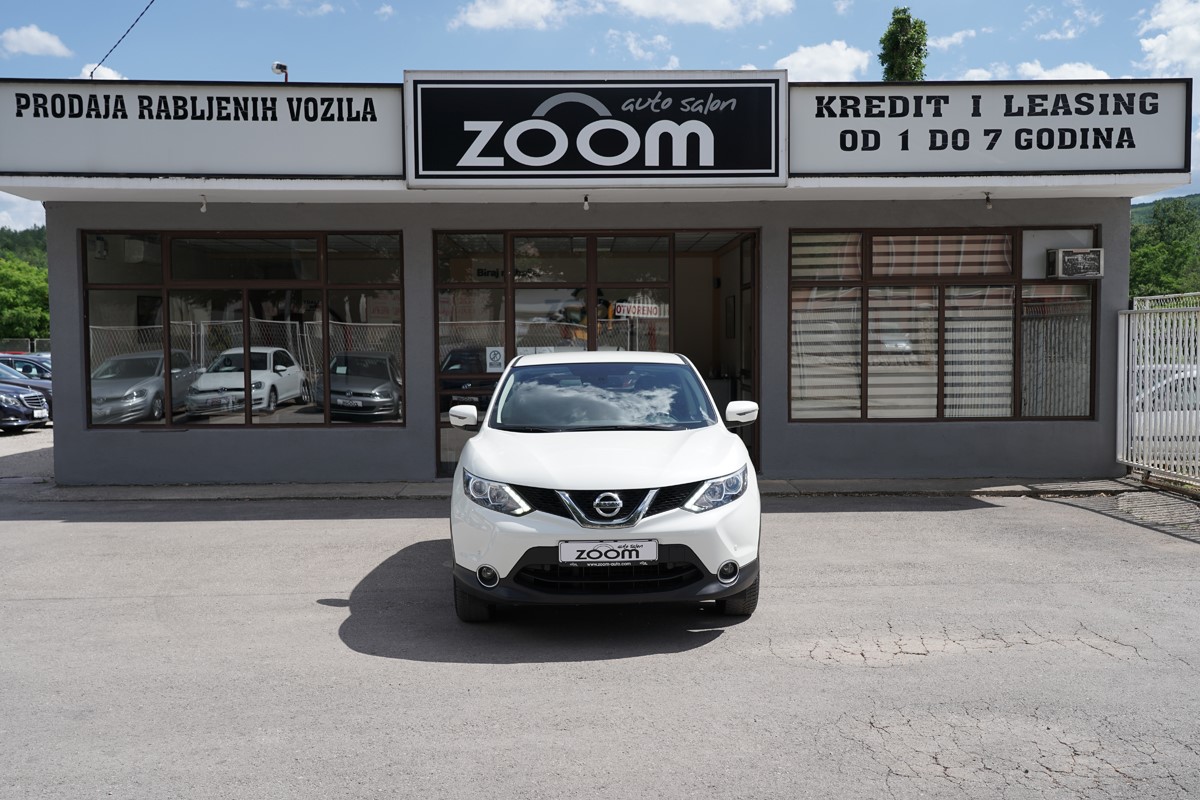 Nissan
 Qashqai 1.5 DCI