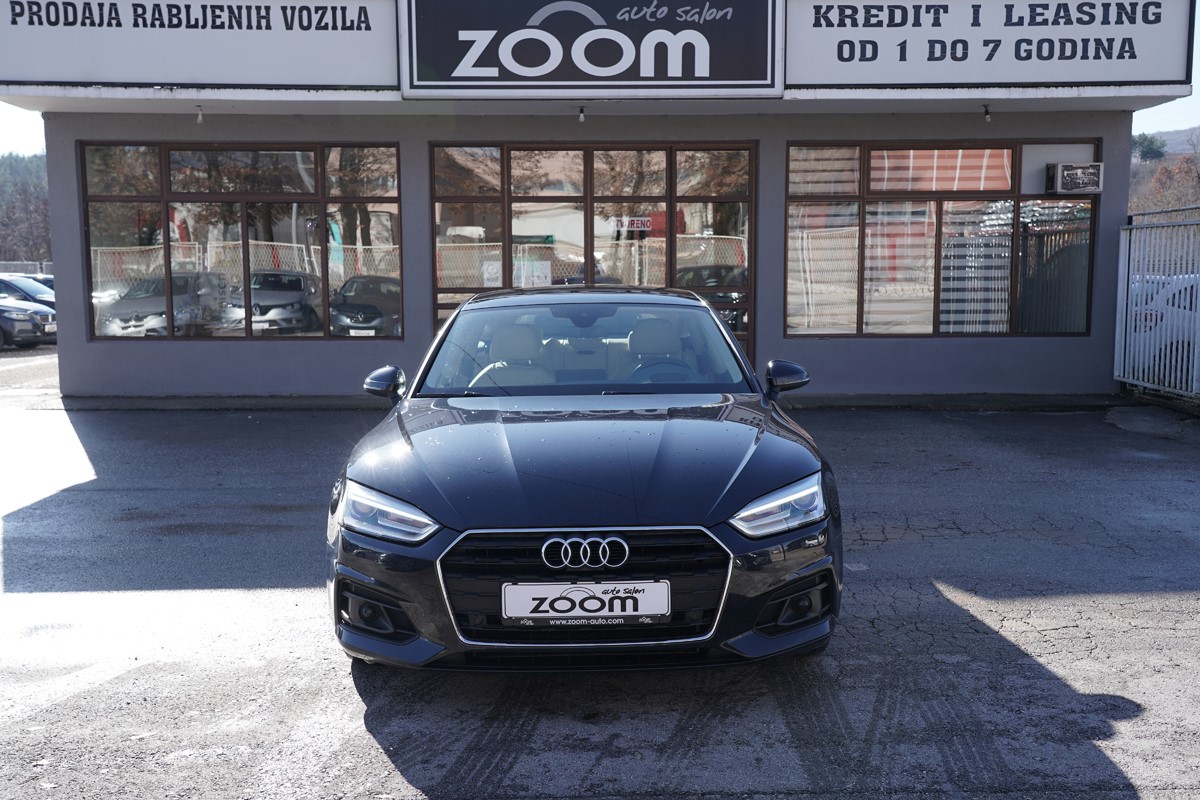 Audi A5
 2.0 TDI Sportback