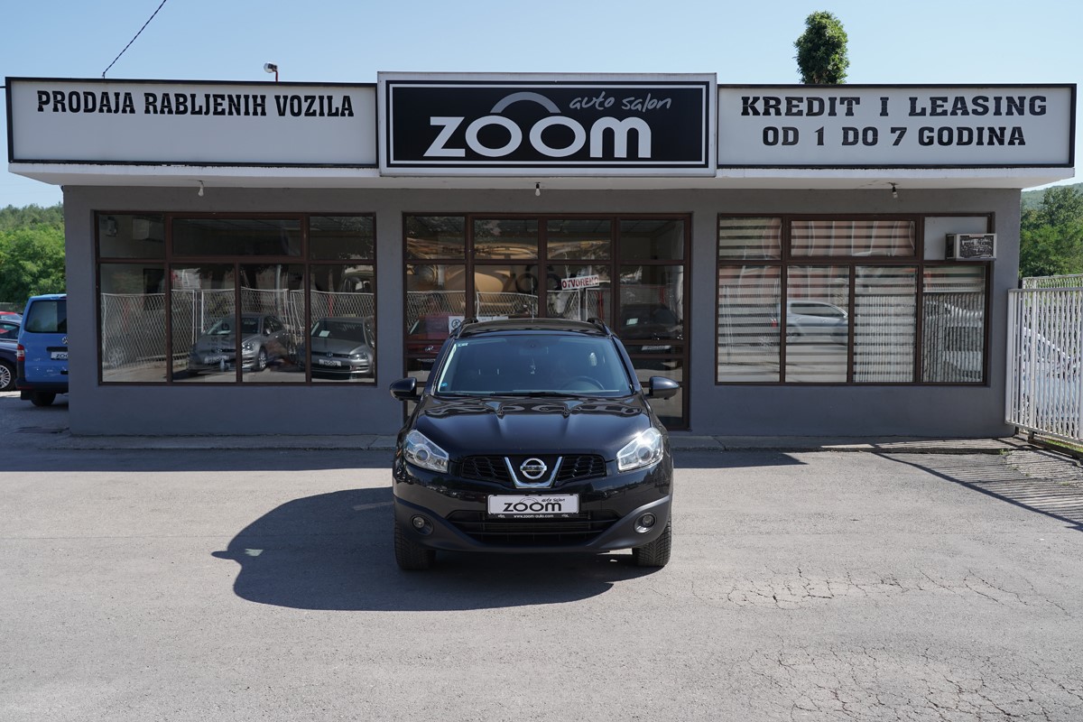 Nissan
 Qashqai +2 1.6 dCi 7 Sjedala