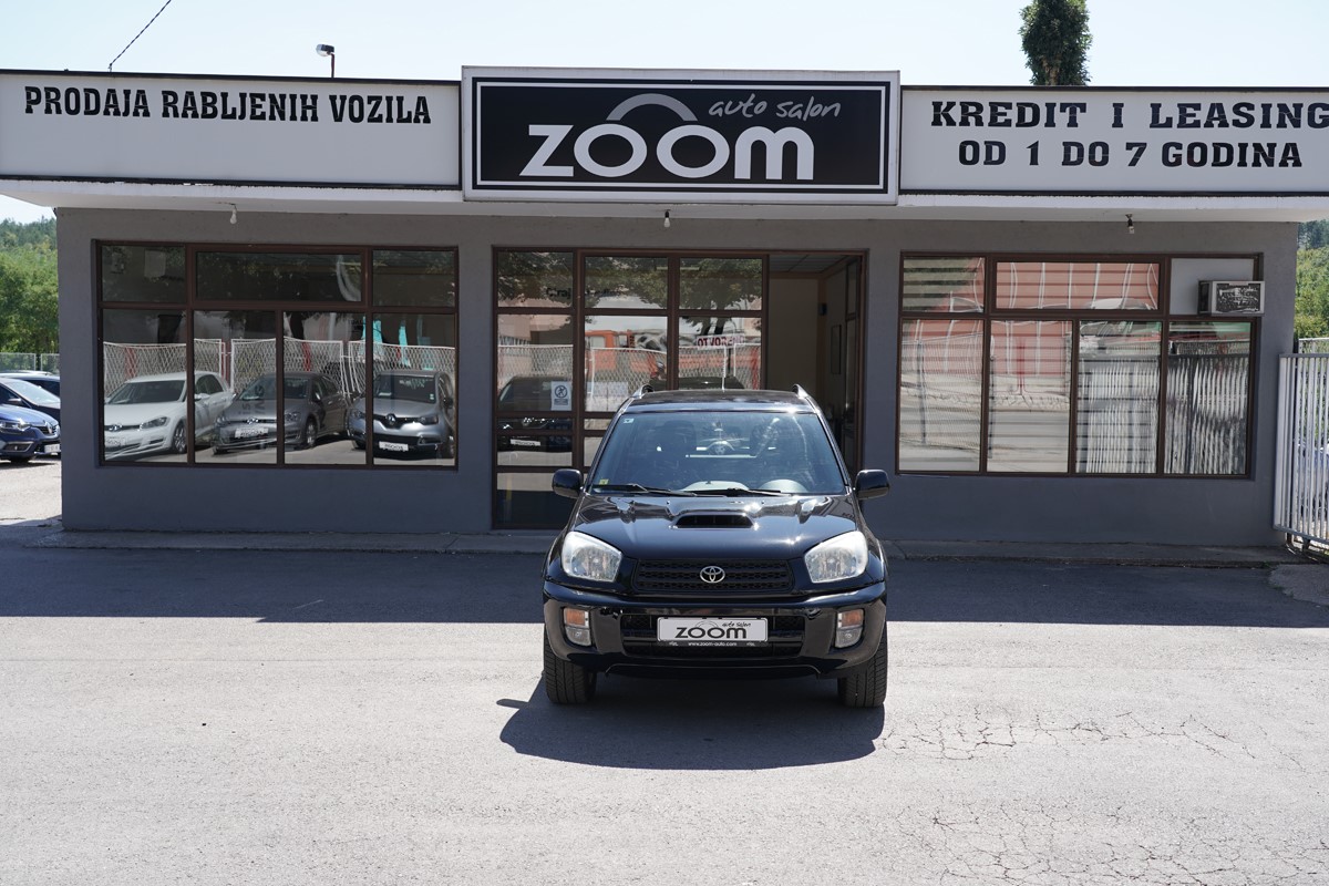 Toyota
 RAV4
 2,0 D