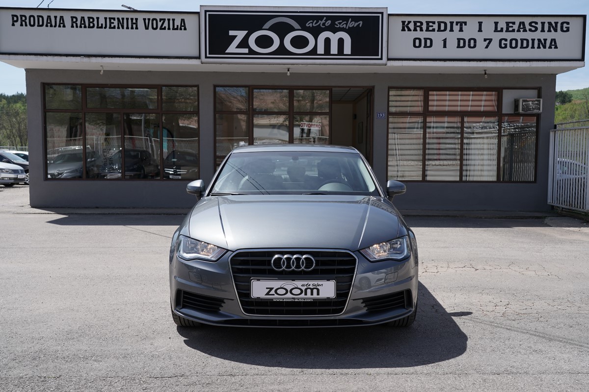 Audi A3
 1.6 TDi S-Tronic Berline Ambiente