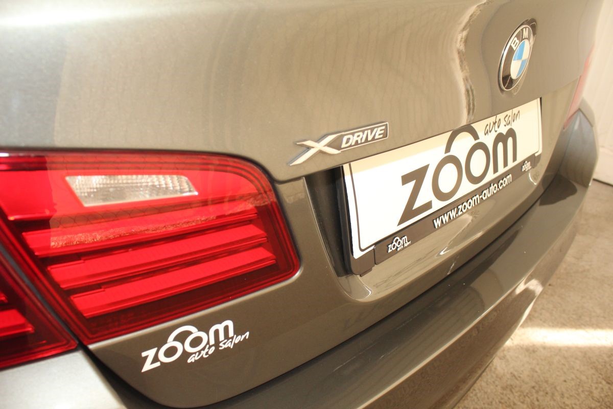 BMW
 5-Series F10 520D xDrive Executive *FACELIFT*
