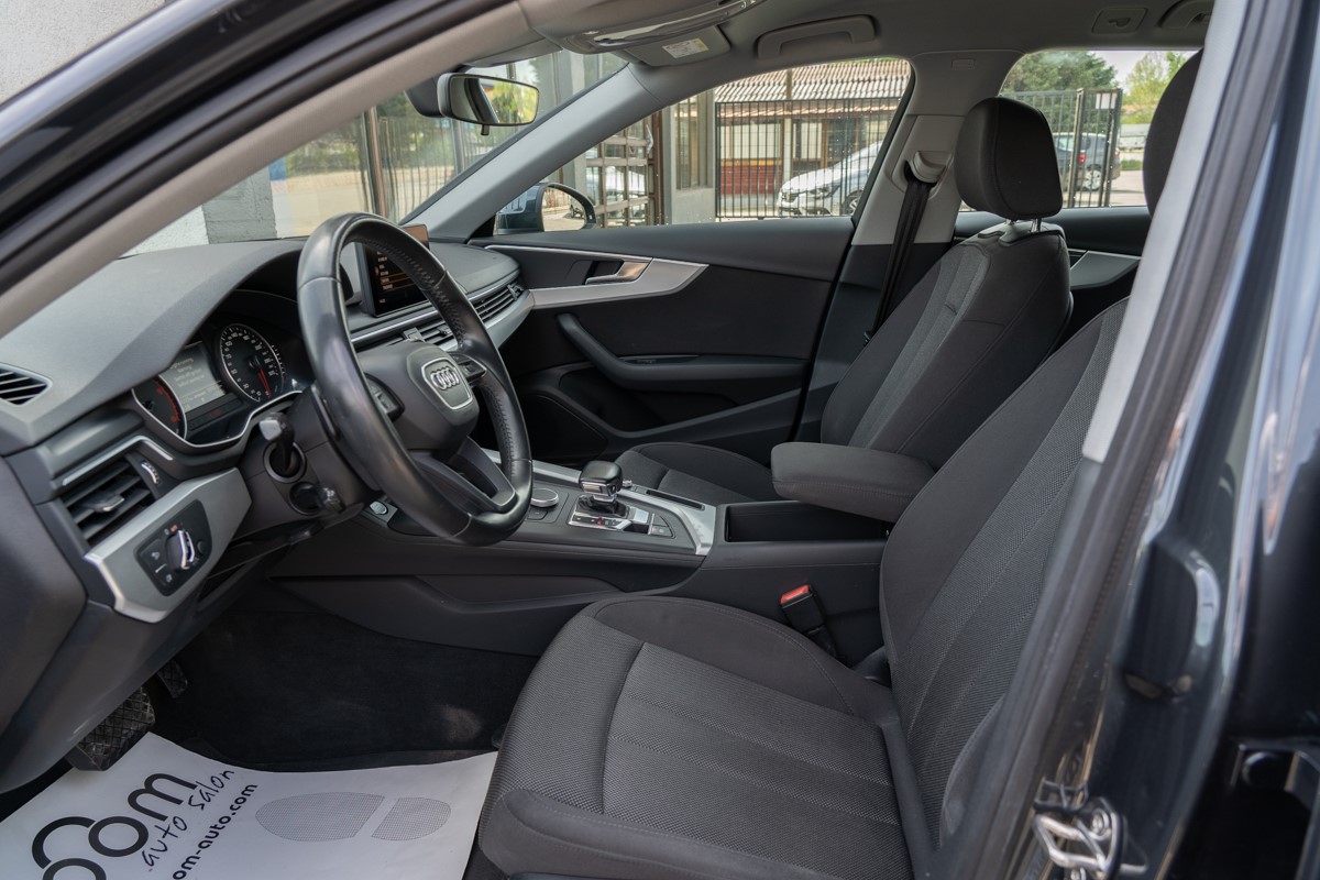 Audi A4
 2,0 TDI