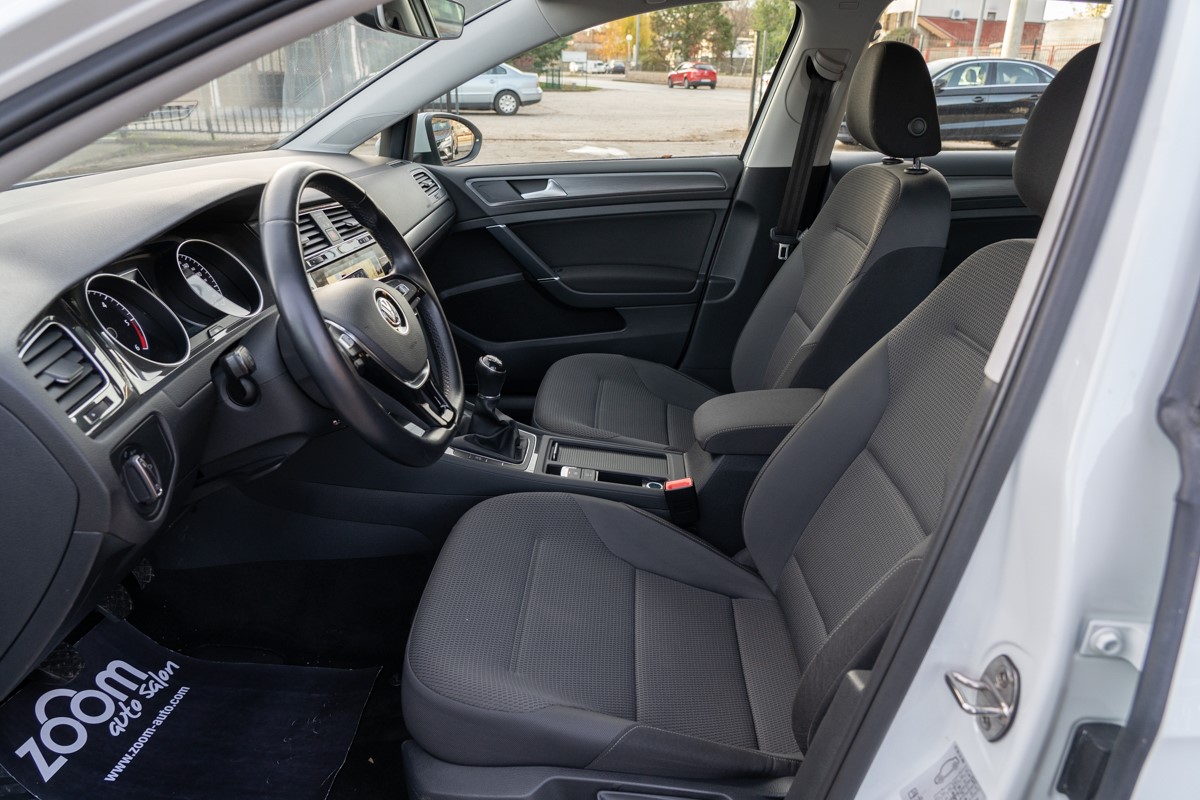 Volkswagen Golf 1,6 TDI