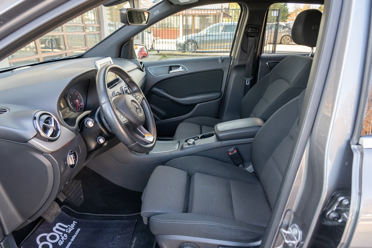 Mercedes-Benz B-Class B200