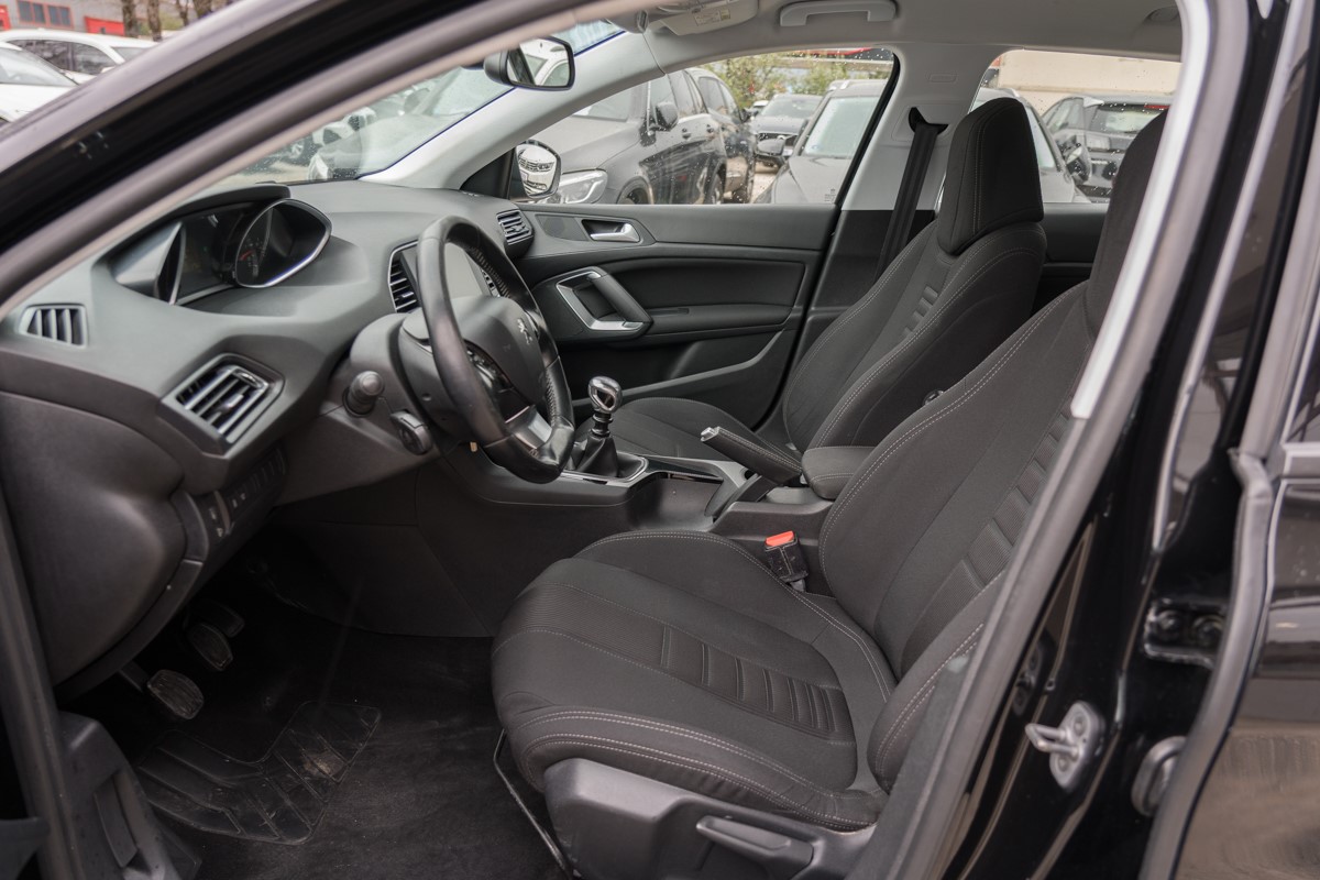 Peugeot 308 1.6 BlueHDI