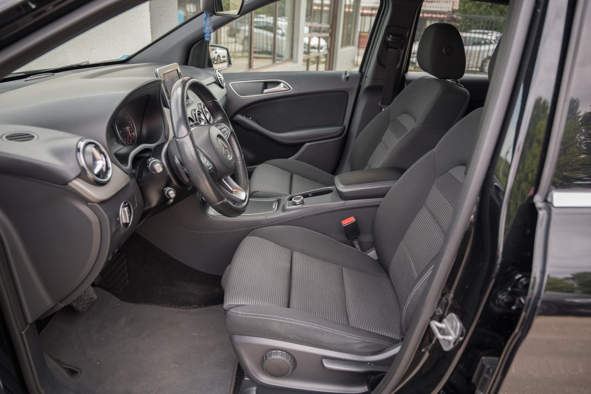 Mercedes-Benz B-Class 180 D