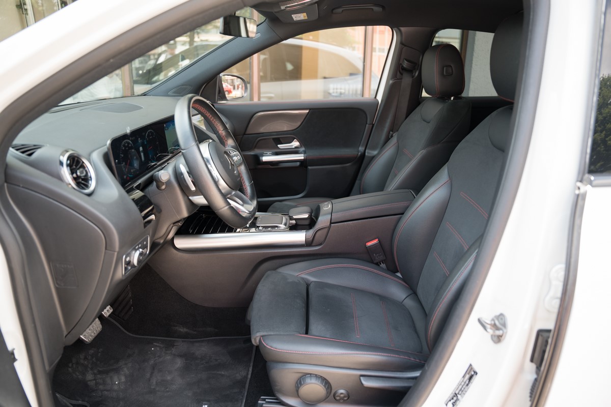 Mercedes-Benz GLA 200 D AMG