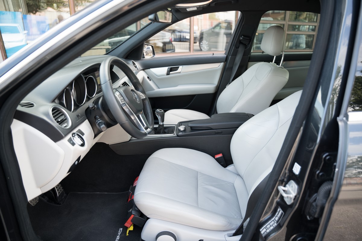 Mercedes-Benz C-Class
 200 CDI AMG