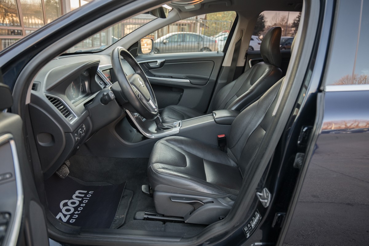 Volvo
 XC60 2.0 D