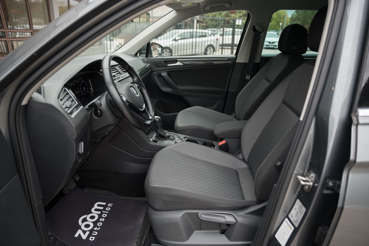 Volkswagen Tiguan
 2.0 TDI DSG 4MOTION