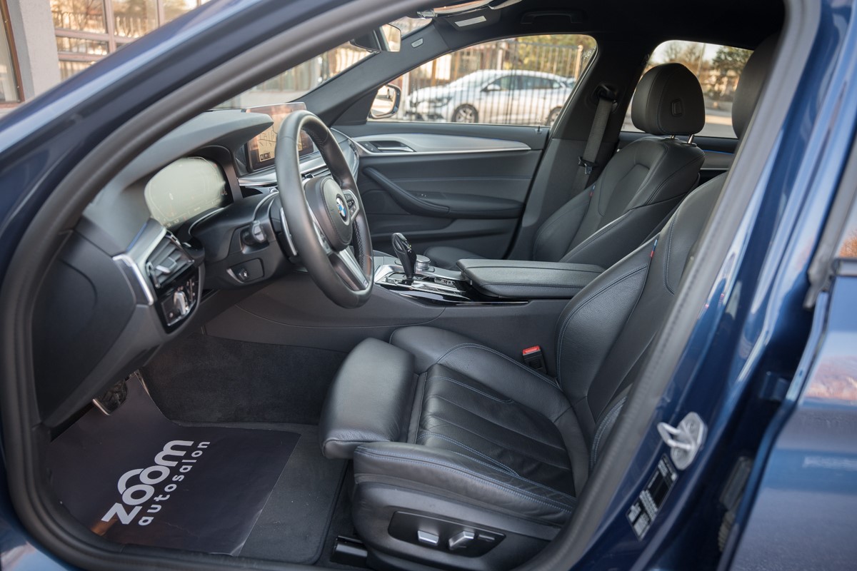 BMW
 5-Series 520 D M-Sport