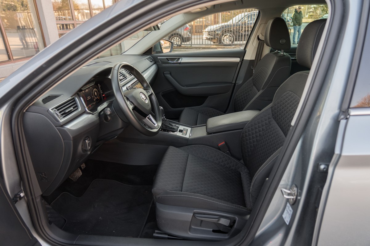 Škoda Superb 1.6TDI  DSG