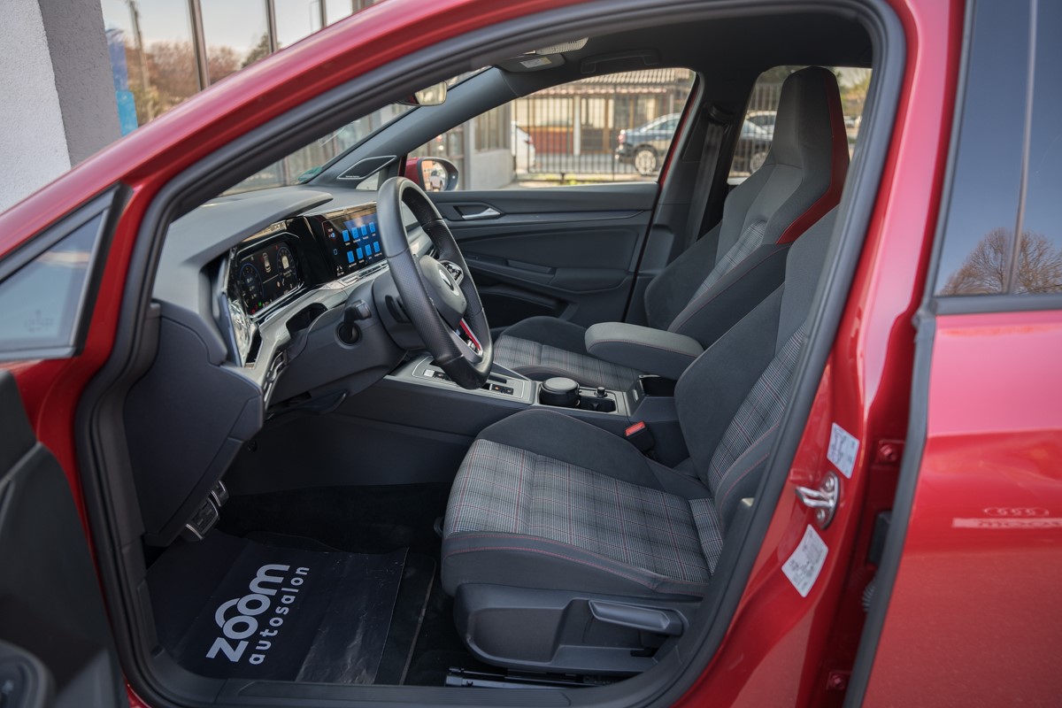 Volkswagen Golf GTI 2.0 TSI DSG