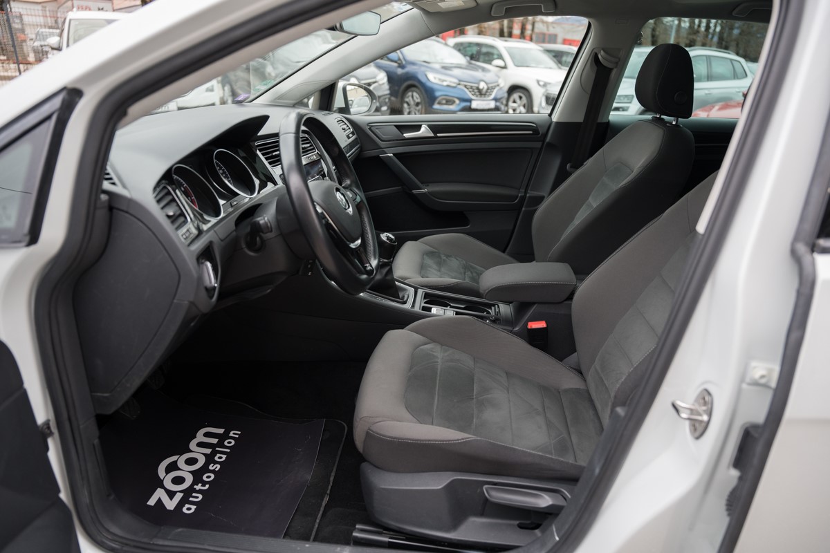 Volkswagen Golf 1.5 TSI