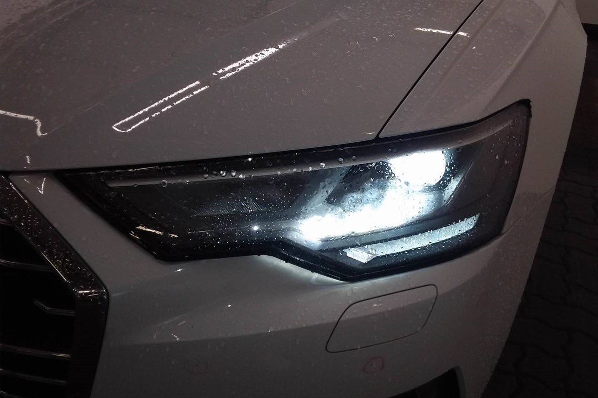 Audi A6
 45 TDI Quattro S-tronic