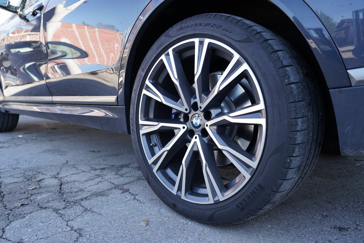 BMW
 X7 XDRIVE M50D