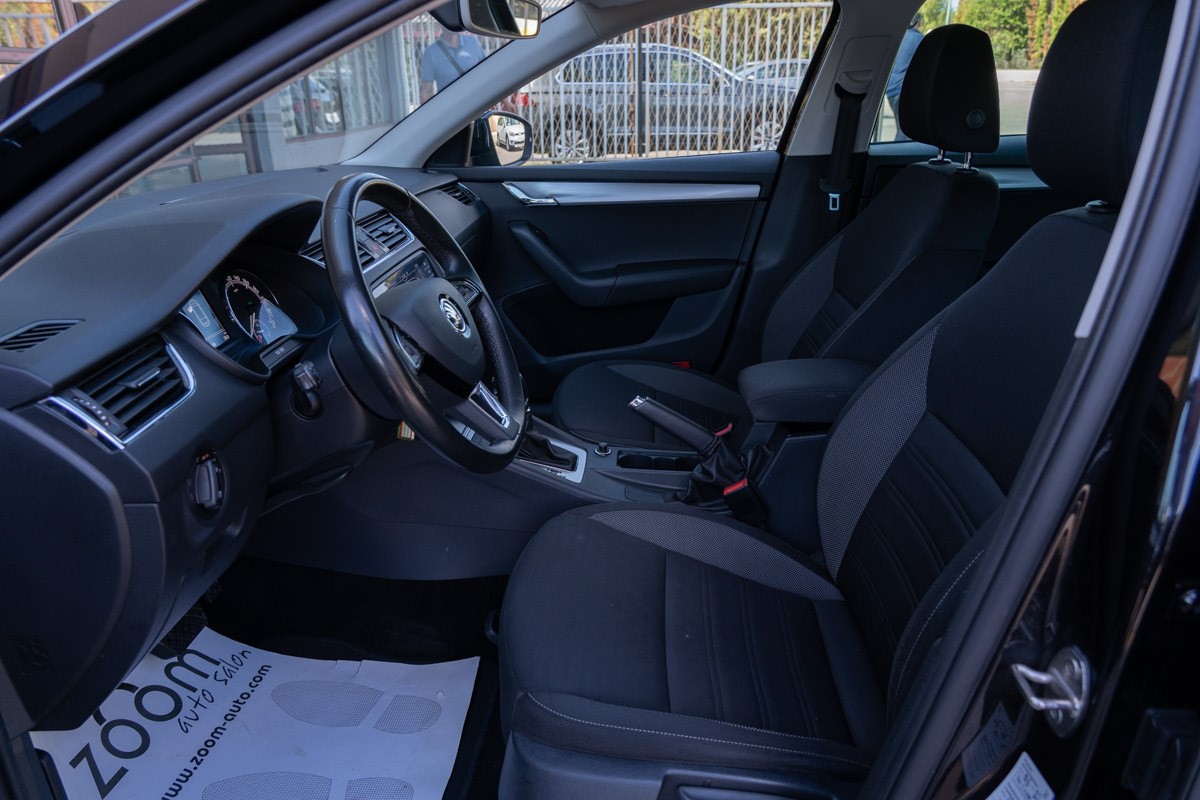 Škoda Octavia Combi 1,6 TDI BUSINESS DSG7